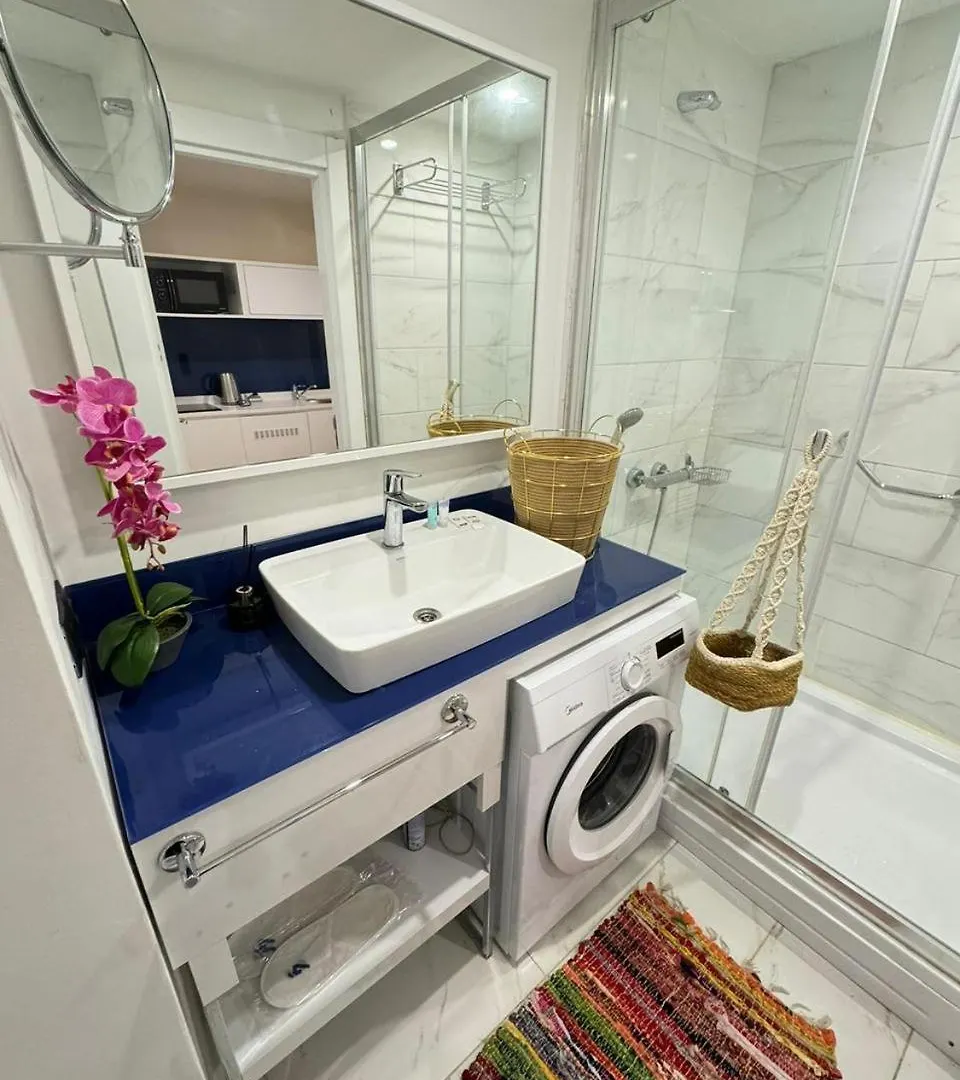 Aparthotel Orbi City - Luxury Hotel - Sea View Batumi